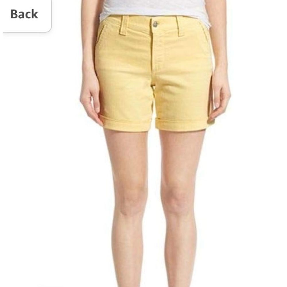 NYDJ Shorts Briella Popcorn color Bermuda's Tummy Tuck Technology yellow size 8P
